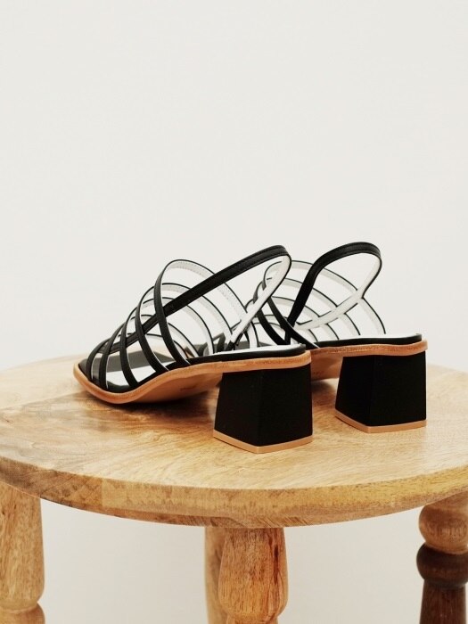 Square mama sandals Black