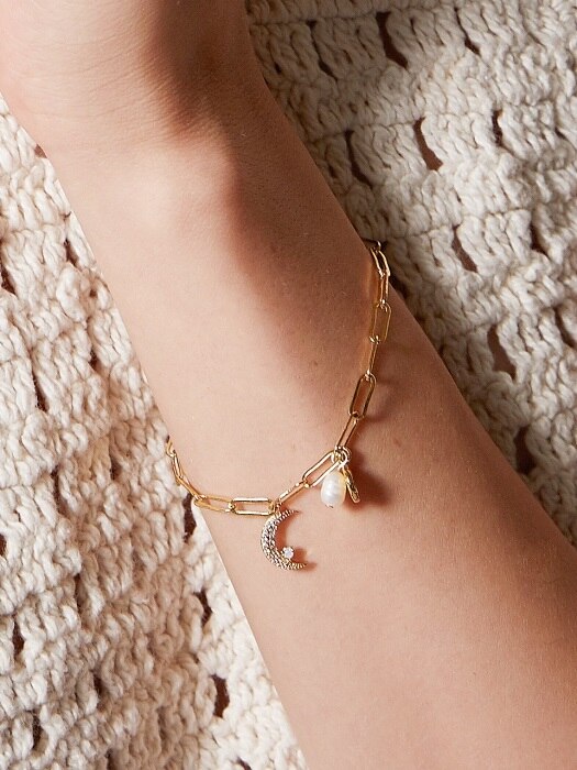 LUNA LOIS PEARL CHAIN BRACELET