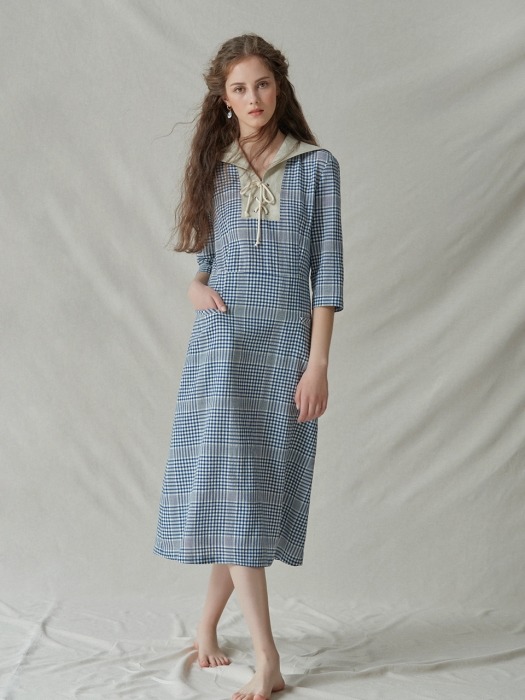 Sailor-collar gingham check dress