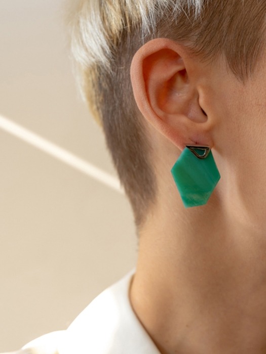 Mini Pebble Earrings (green mix)
