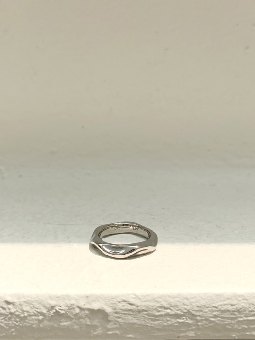 Wave Bold Ring (2color)