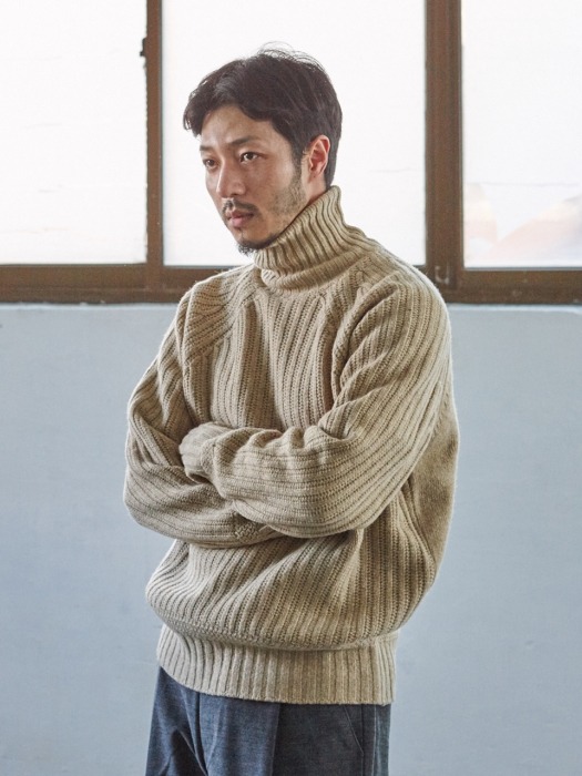 Fisherman Sweater (Beige)