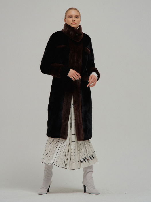 NAKIA Faux Fur Long Coat with detachable collar(short version)