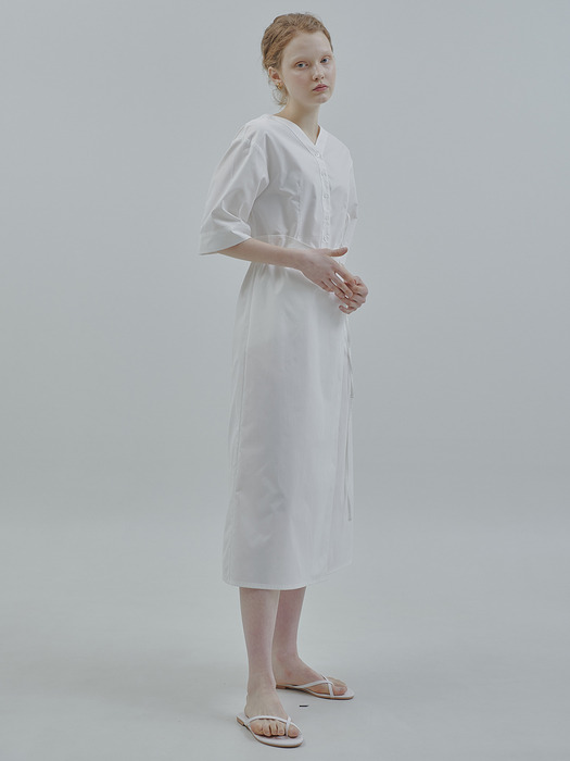 WAIST SHIRRING WRAP DRESS_WHITE