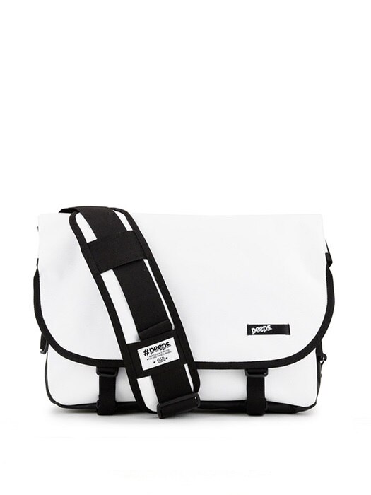 essential messenger bag(white)