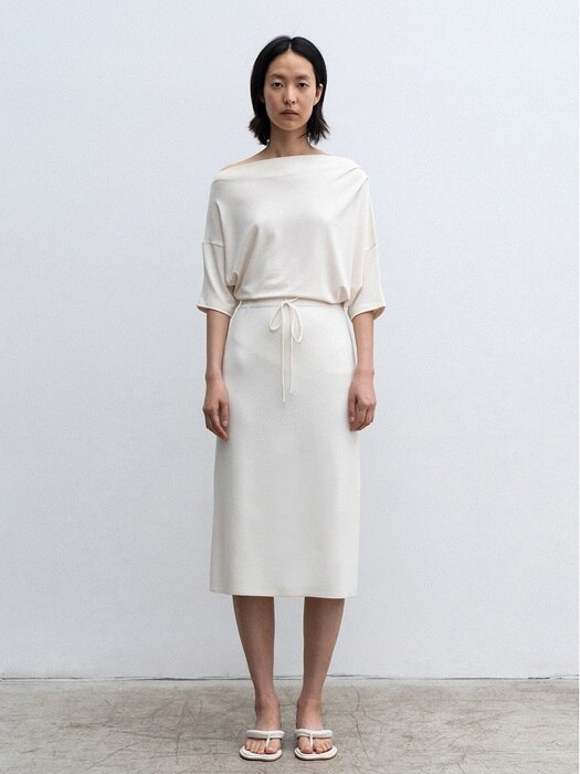 DRAW STRING KNIT SKIRT (IVORY)