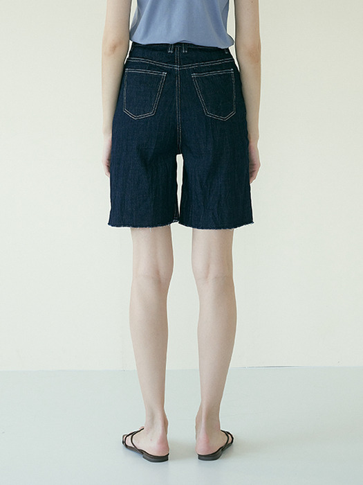 comos373 crinkle denim shorts (indigo)