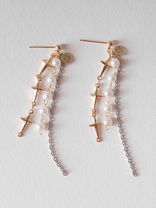 ARe21105 Cross Pearl Chain Layer Earring