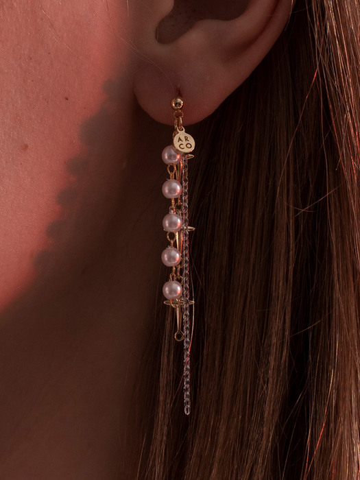 ARe21105 Cross Pearl Chain Layer Earring