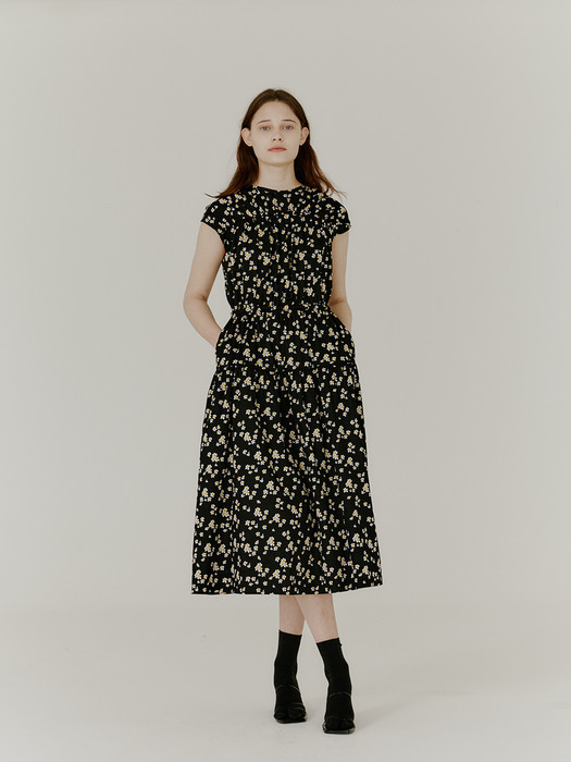  De Cut-out Dress - Black Floral Artwork