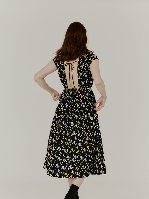  De Cut-out Dress - Black Floral Artwork
