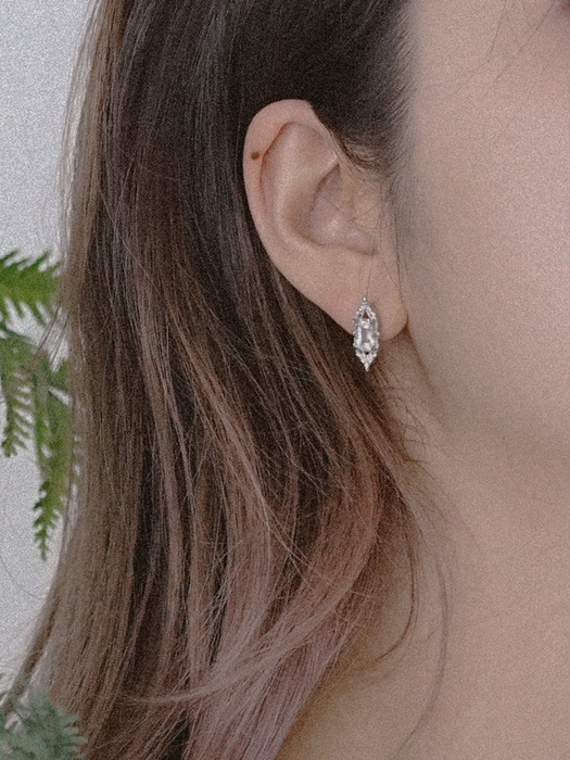 Light in the forest. earring 03