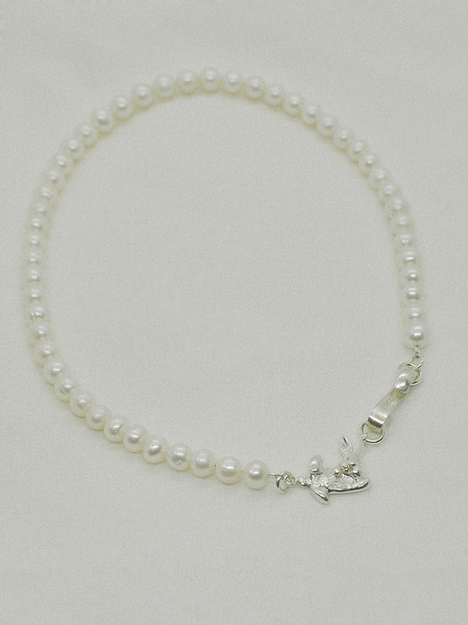 Pearl Rabbit Necklace