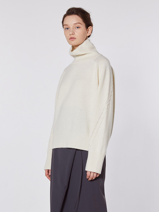 TOF CABLE LINE CASHMERE TURTLENECK KNIT IVORY