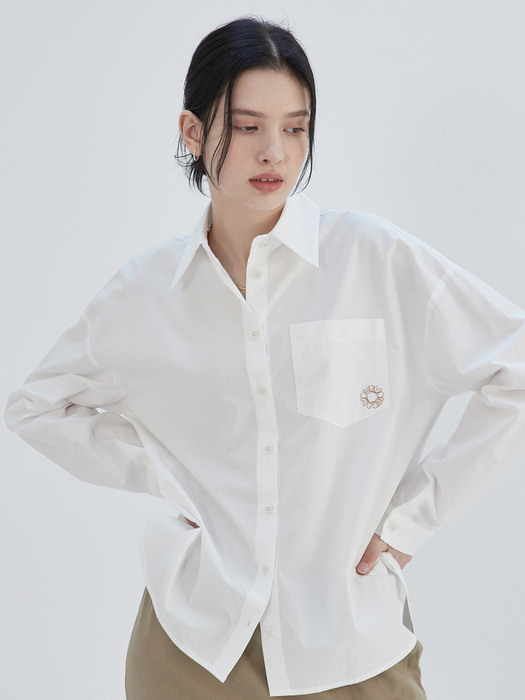 amr1455 embroidery logo shirt ivory (brick)