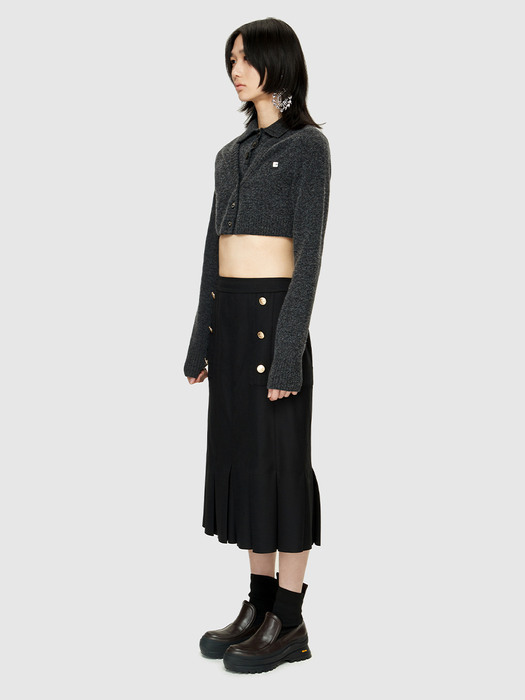 PLEATED LONG SKIRT - BLACK