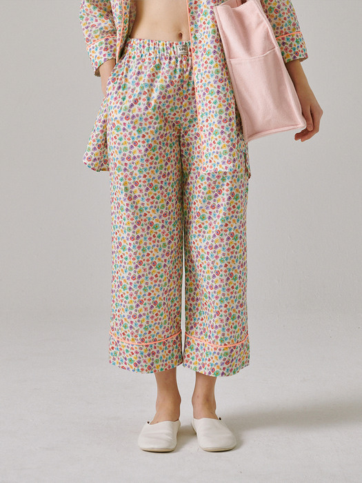 Flowering pajama pants