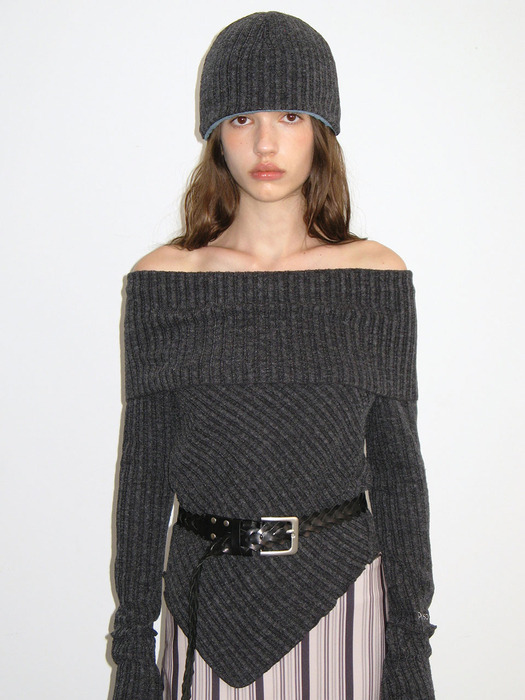 OFF-SHOULDER ASYMMETRIC SWEATER (CHARCOAL)