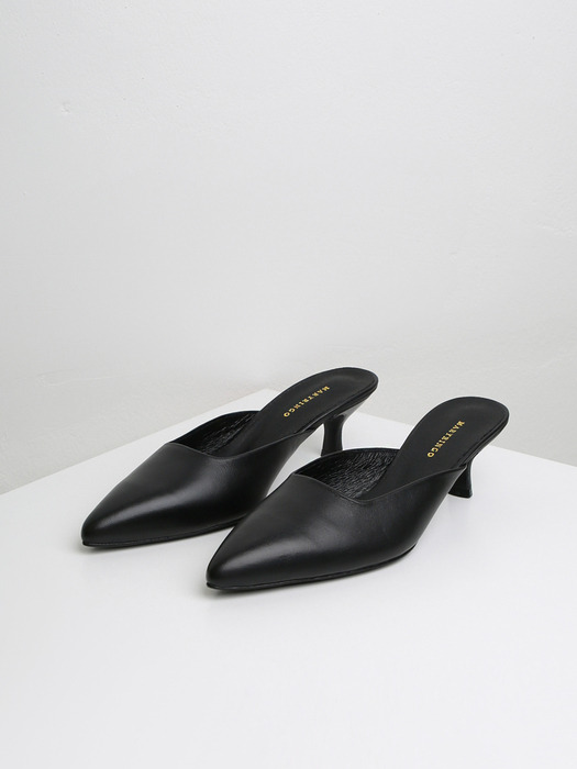 JANE POINT MULE_ LEATHER BLACK