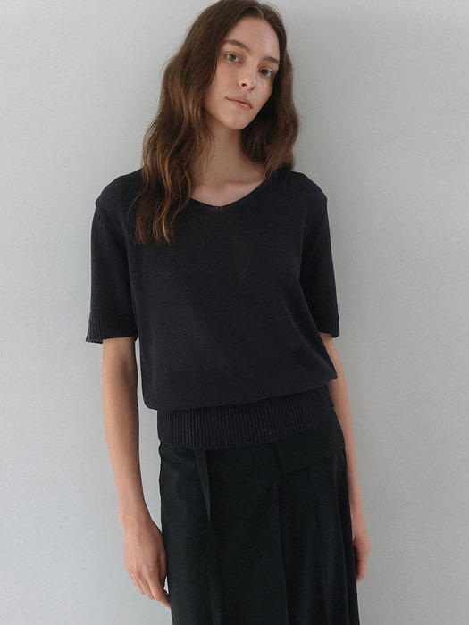 Basic Short Sleeve V-Neck Knit - Navy