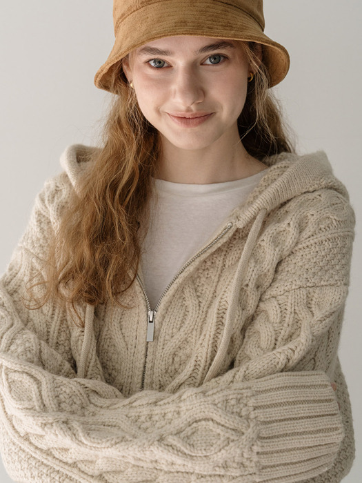 Cable two way knit zipup cardigan - beige