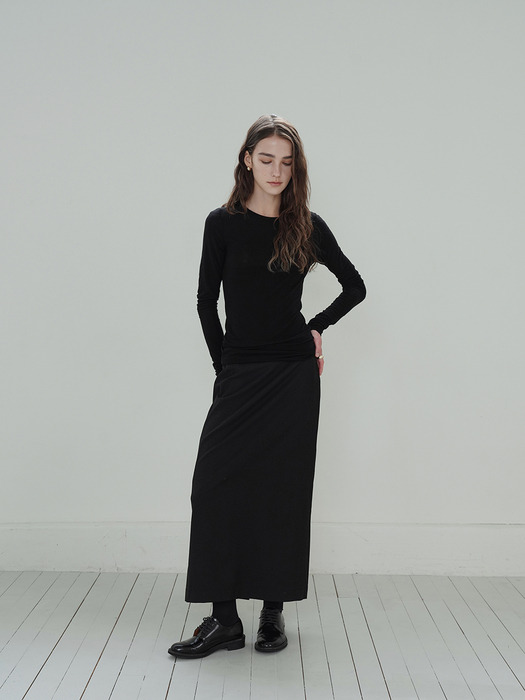 Maxi wool skirt (Black)