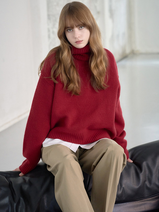 24WN relax-fit turtleneck pullover [WT/RED]