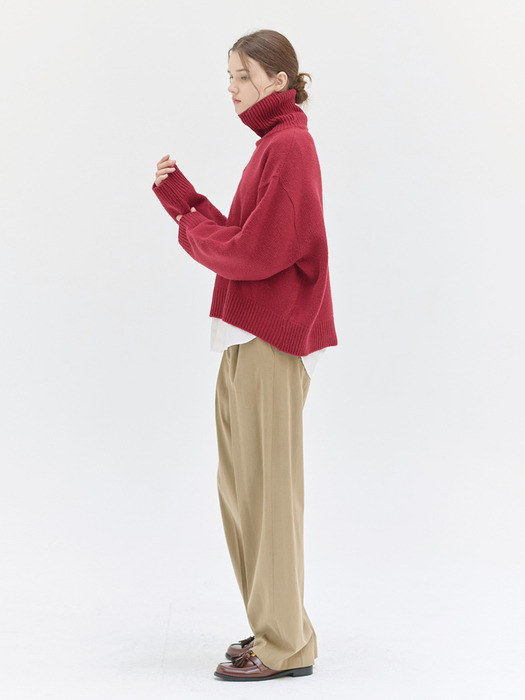 24WN relax-fit turtleneck pullover [WT/RED]