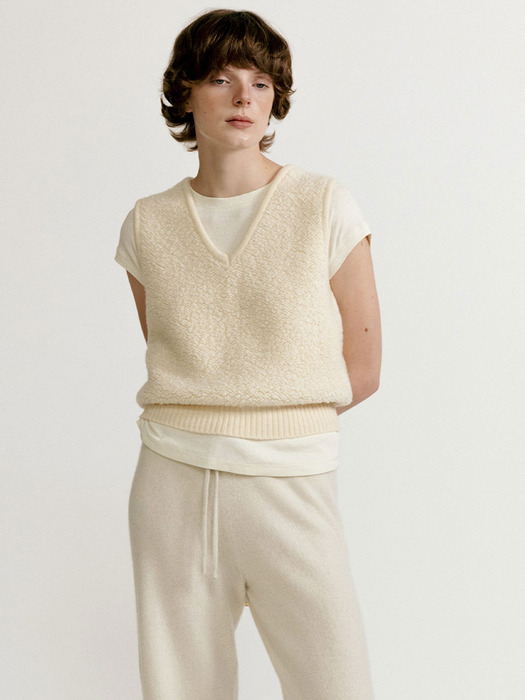 Lett boucle vest (Ivory)