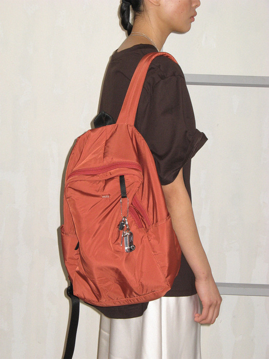 0002 HideSlot Classic Backpack _Orange Brick