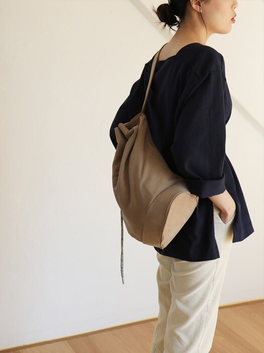 monochrome shoulder bag _ brown