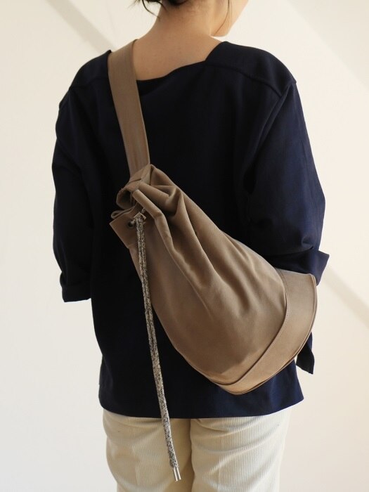 monochrome shoulder bag _ brown
