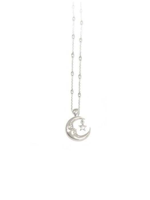 THE MOON NECKLACE