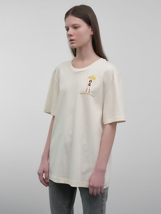 Heroine Campaign Boxy T-Shirt  (stronger than you believe)