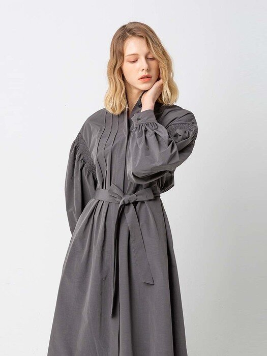 Pin tuck Belted Dress_D/GREY