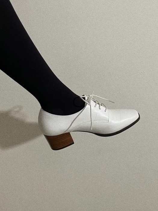 Oxford Lace-Up Middle Hill [Ivory]