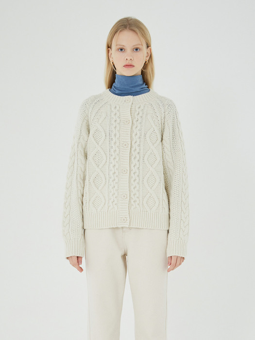 MARITHE W CABLE CARDIGAN oatmeal