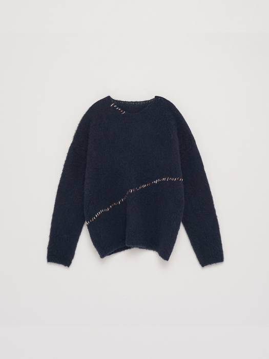 HAND STITCH OVERFIT KNIT PULLOVER IN NAVY