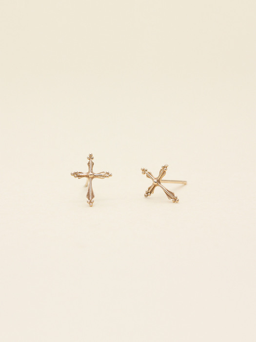 Antique Cross Earring
