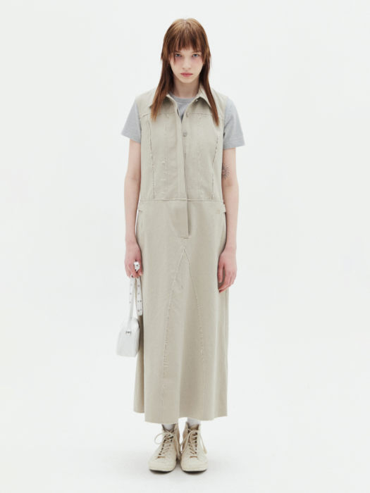 [EXCLUSIVE] COTTON OVERALL LONG SKIRT IN BEIGE