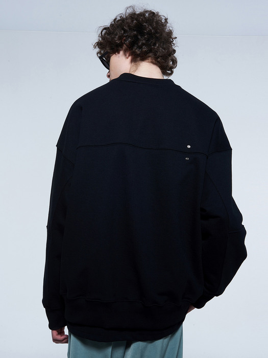 Symbol V-neck Sweatshirt Black