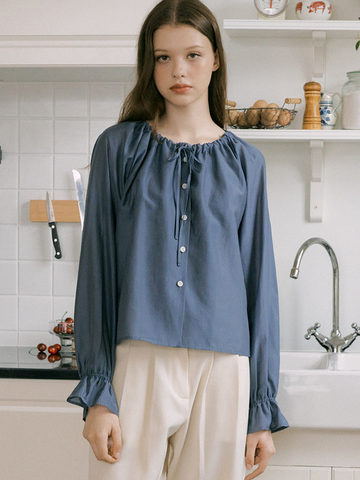 monts 1520 round shirring blouse (deep blue)