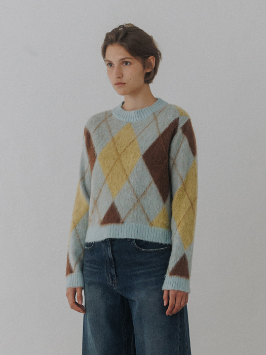 argyle soft wool knit