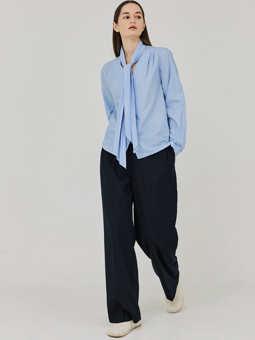 TWO-TUCK BUTTON WIDE WOOL PANTS (NAVY)