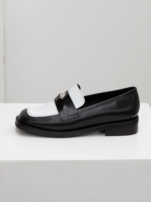 FLO PENNY LOAFERS 플로페니로퍼 23S06BW