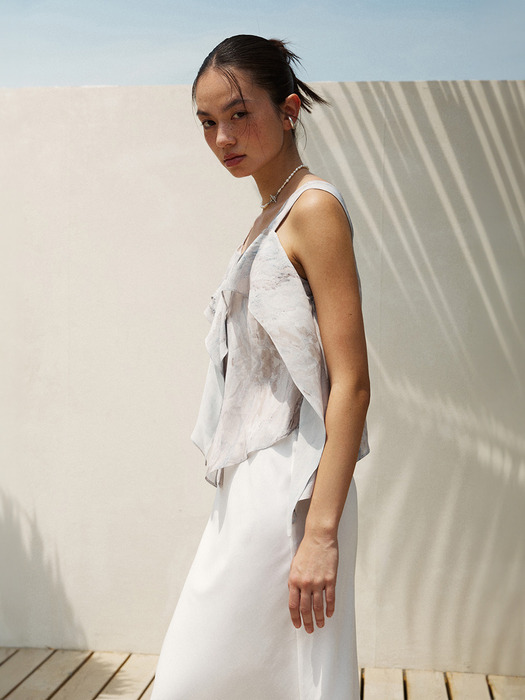FRILL DETAIL SLEEVELESS TOP