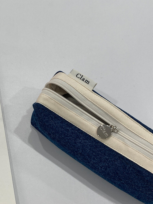 Clam round pencilcase _ Blue denim