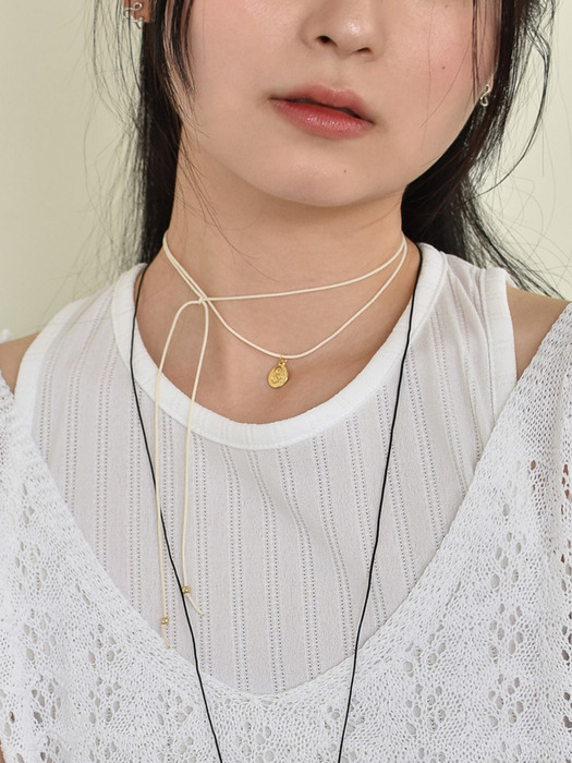 pendant white string necklace