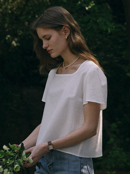 Seersucker square neck blouse(White)