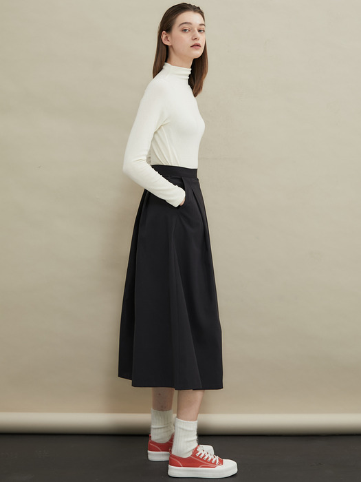 Pintuck A-line long skirt [Black]